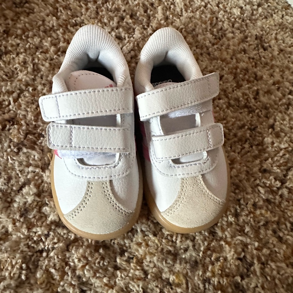 adidas Kids White and Beige Velcro Sneakers